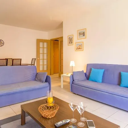דירה Sleeps 4 With Wifi פורטימאו